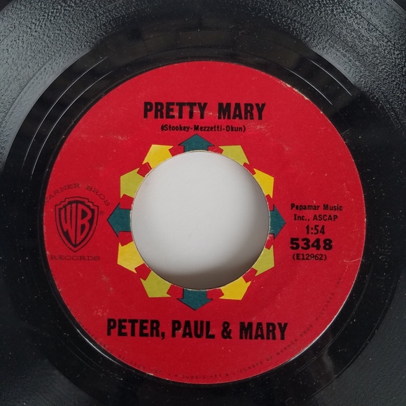 Peter, Paul, & Mary 45 RPM- Puff the Magic Dragon/ Pretty Mary - Warner Brothers - Picture 2 of 4